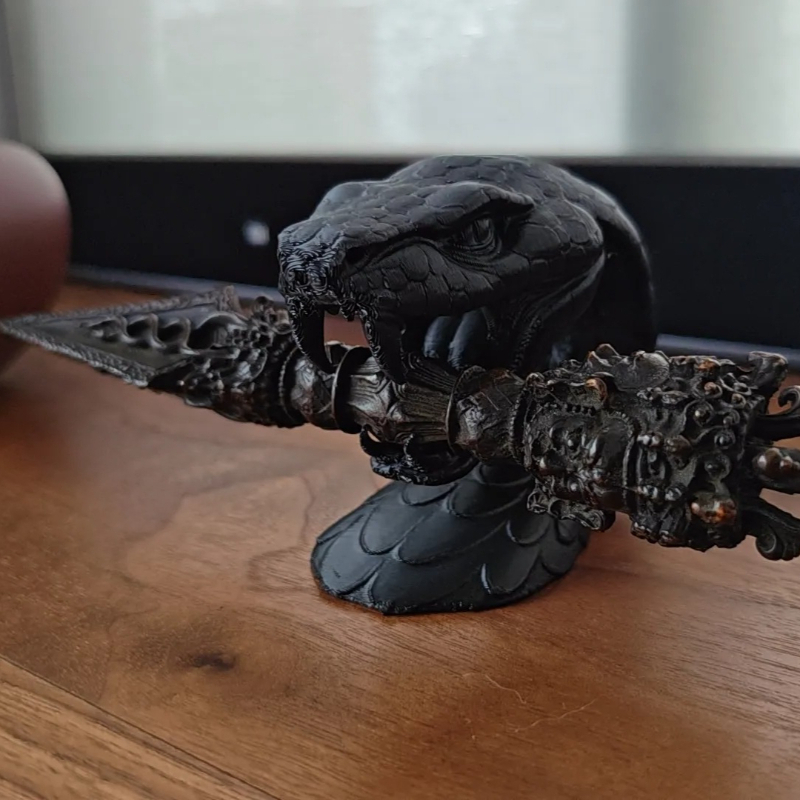 Escultura de Calavera de Cobra - Home Decor Habitat reseña y precio